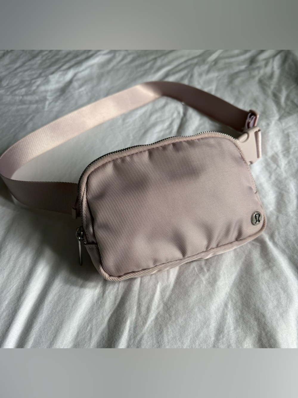 Lululemon belt bag